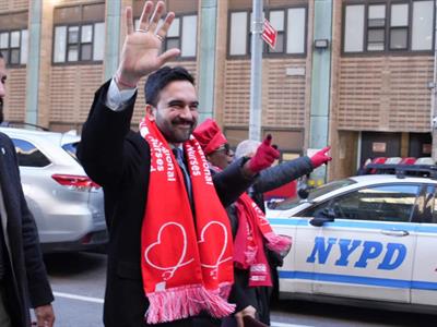 Zohran Mamdani expresa apoyo a Kathy Hochul para su reelección