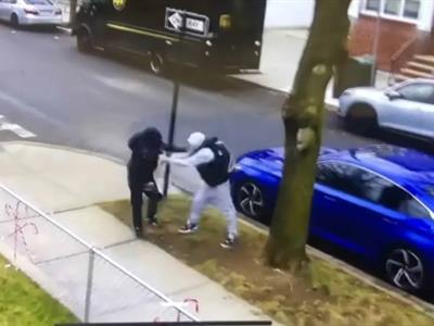 Arrestan a dos jóvenes por apuñalamiento fatal de adolescente en NY