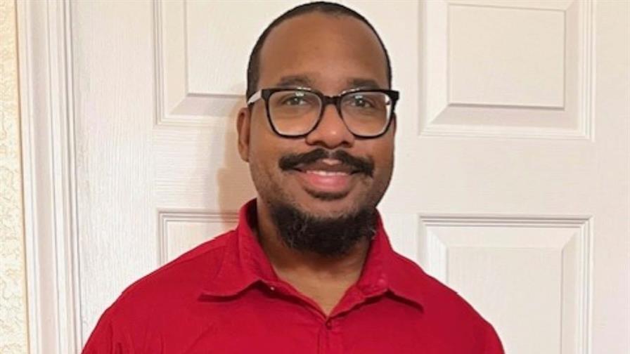 Artista dominicano es reconocido en el centenario de Hialeah Artista dominicano es reconocido en el centenario de Hialeah