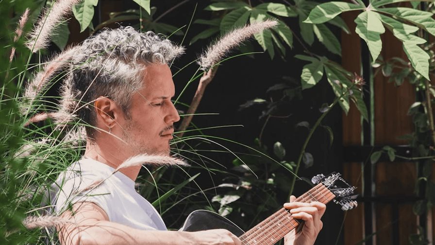 M&aacute;s all&aacute; de la isla: cantautores dominicanos en busca de nuevos mercados