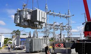 Edesur instala un transformador de potencia para eficientizar el servicio en varias demarcaciones
