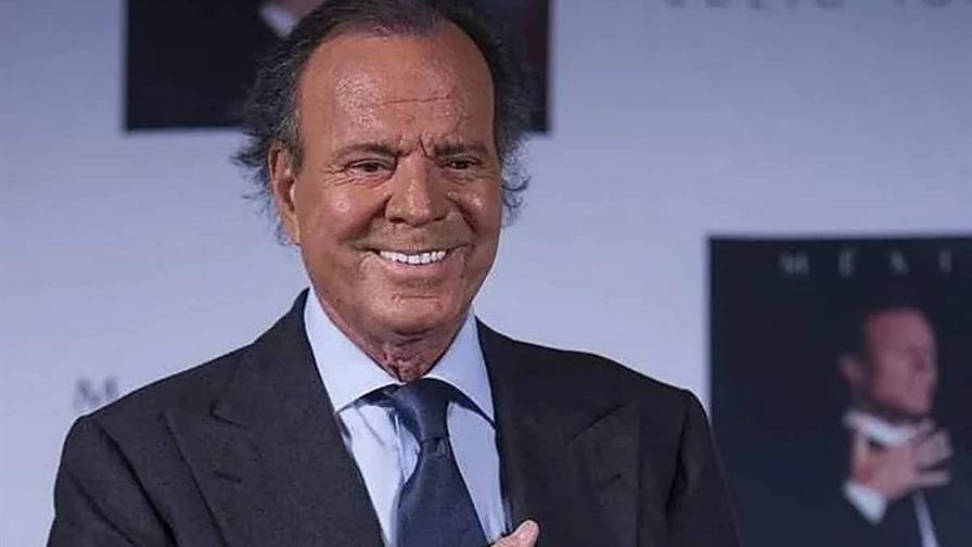 Julio Iglesias pide archivar la investigaci&oacute;n contra &eacute;l en Espa&ntilde;a y detener el da&ntilde;o reputacional