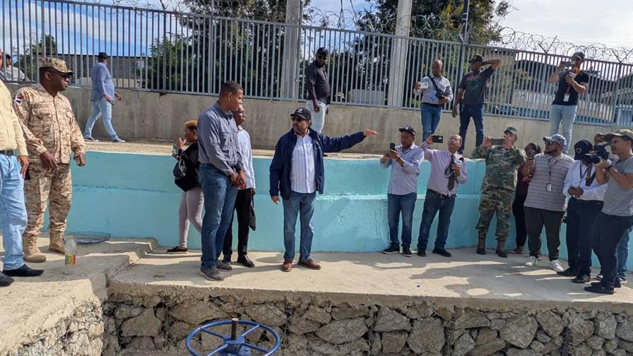 Indhri instala nuevas electrobombas para sistema de riego del canal La Vig&iacute;a 