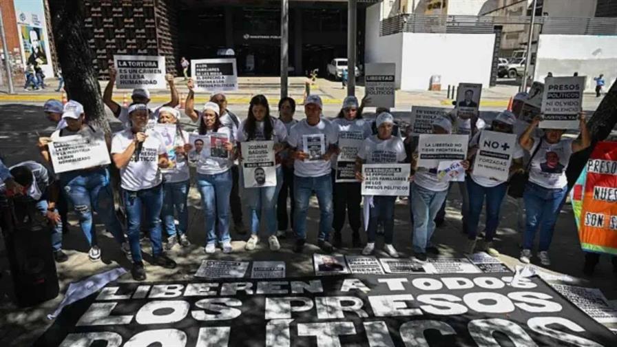 Más de medio centenar de presos políticos excarcelados en Venezuela, según organizaciones Más de medio centenar de presos políticos excarcelados en Venezuela, según organizaciones