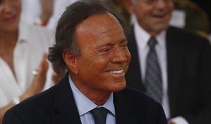 Investigaci&oacute;n period&iacute;stica destapa denuncia de abuso sexual contra Julio Iglesias en RD