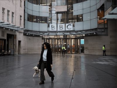 La BBC busca desestimar demanda de Trump