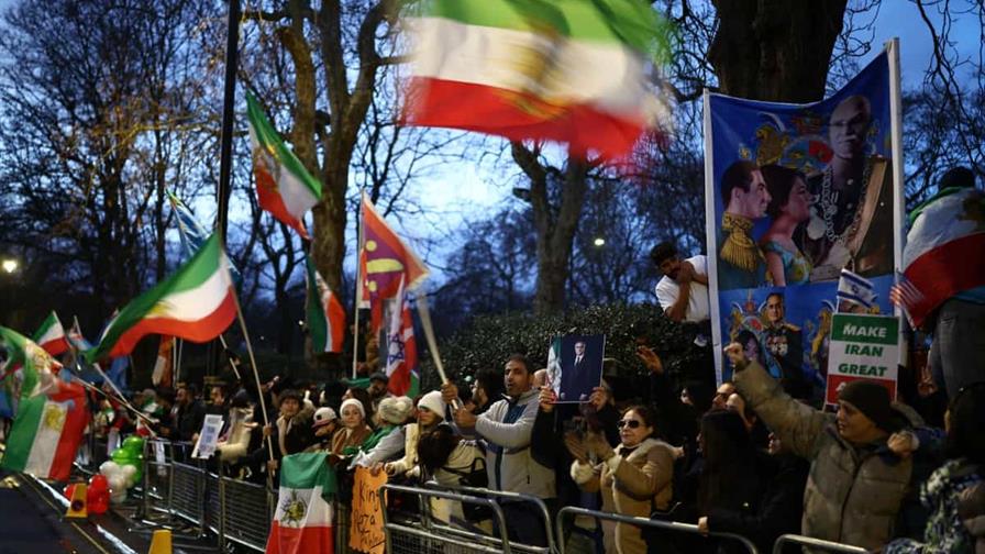 Irán acusa a EE. UU. de buscar un pretexto para una intervención militar Irán acusa a EE. UU. de buscar un pretexto para una intervención militar