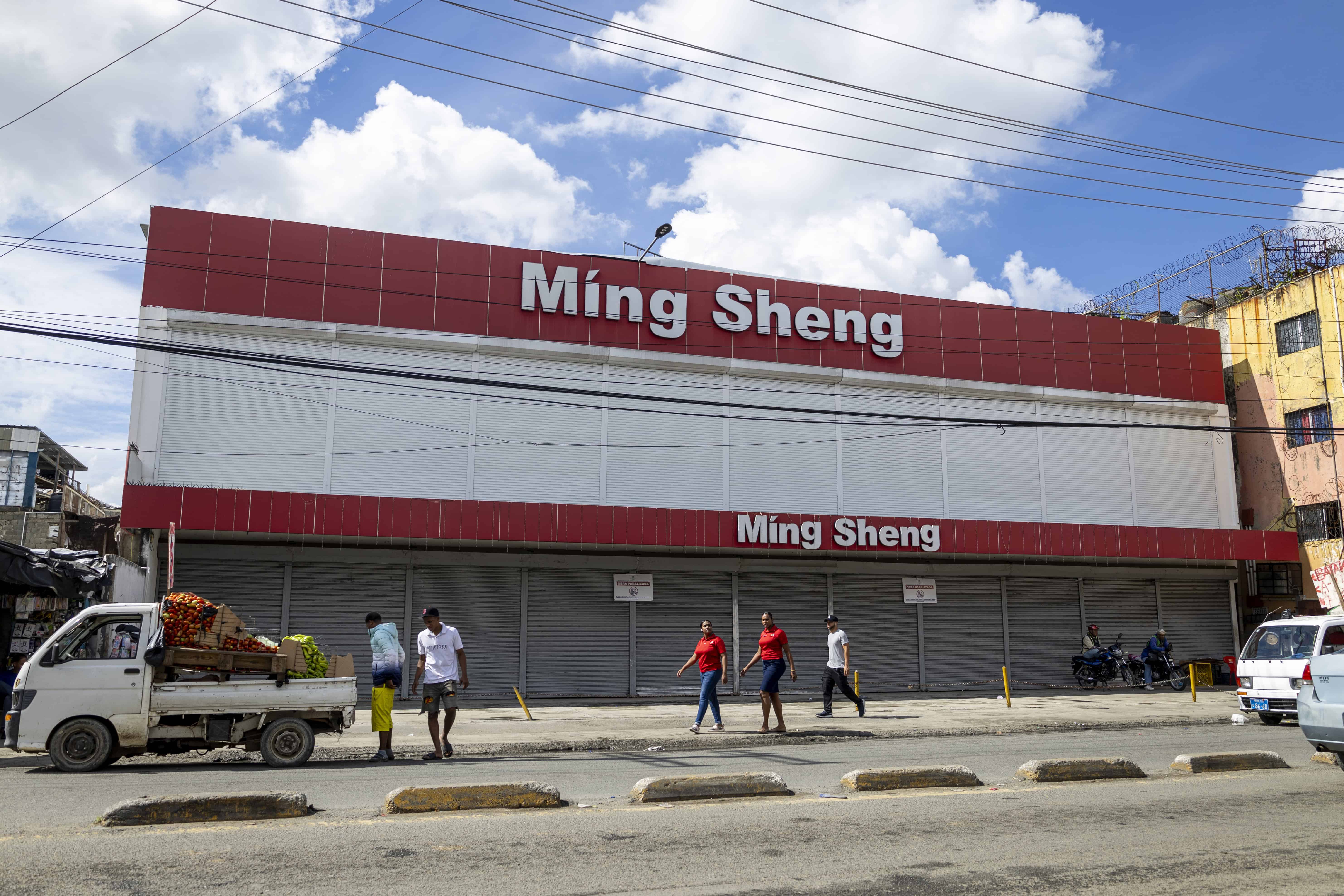 El establecimiento Ming Sheng también se mantiene clausurado tras las inspecciones del ministerio.