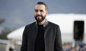 Nayib Bukele propone pago extra del 50 % del salario a trabajadores en enero