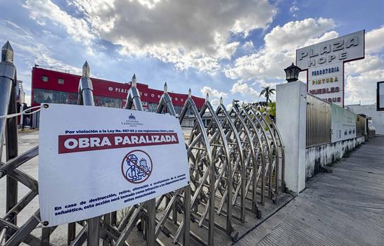 Comercios chinos con alegadas fallas estructurales ya tienen cuatro meses cerrados