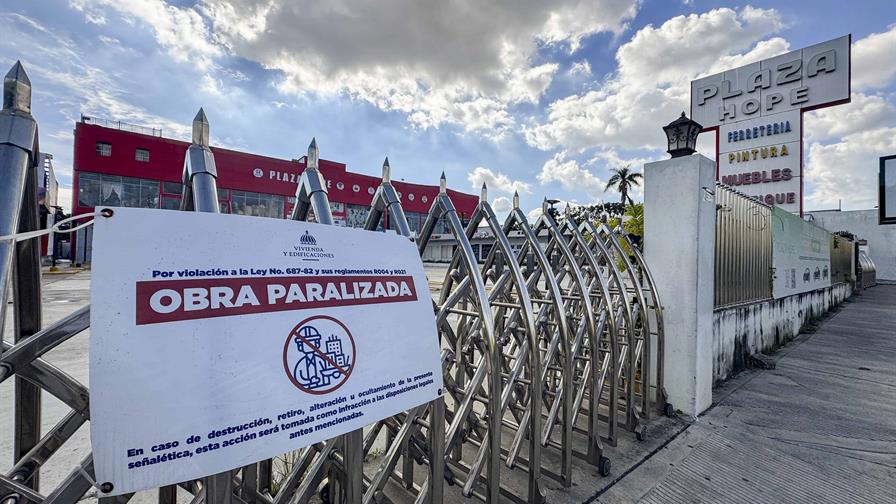Comercios chinos con alegadas fallas estructurales ya tienen cuatro meses cerrados Comercios chinos con alegadas fallas estructurales ya tienen cuatro meses cerrados