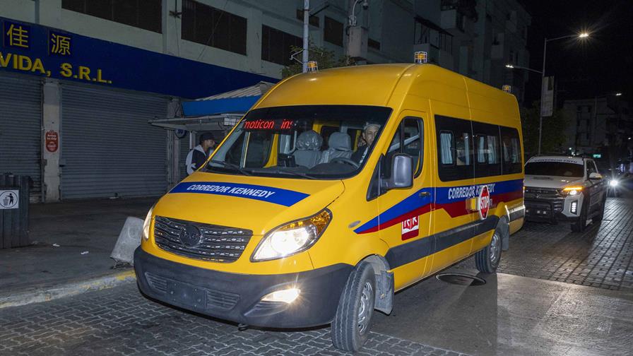 En silencio y con seguridad: as&iacute; opera el nuevo corredor nocturno de autobuses