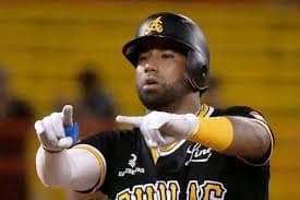 Video | Ezequiel Dur&aacute;n en el terreno a los Gigantes y las &Aacute;guilas mantienen el empate con los Toros