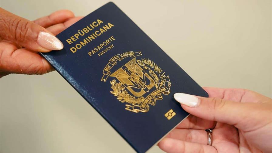 Rep&uacute;blica Dominicana estrena nuevo pasaporte electr&oacute;nico dominicano