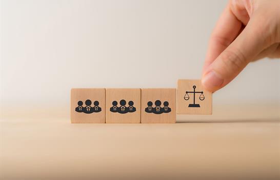 Legislando contra el reloj: los costos ocultos de la perenci&oacute;n legislativa