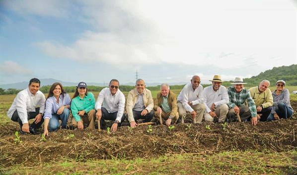 Intabaco y la Universidad ISA inician formaci&oacute;n acad&eacute;mica y pr&aacute;ctica en cultivo de tabaco