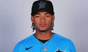 Liomar Mart&iacute;nez gana el premio "Oscar Taveras" al Pelotero Puertoplate&ntilde;o del A&ntilde;o