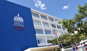 D&iacute;a del Trabajo ser&aacute; laborable y feriado se traslada al lunes 4