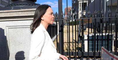 Trump recibe de forma privada a Mar&iacute;a Corina Machado