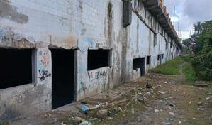 Locales de viejas escuelas laborales del puente Duarte est&aacute;n abandonados