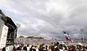 Omar Fern&aacute;ndez y Dio Astacio encabezan delegaci&oacute;n de pol&iacute;ticos presentes en La Batalla de la Fe 2025