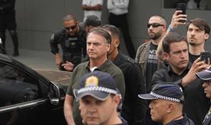 Trasladan a Bolsonaro a c&aacute;rcel con mejores condiciones en Brasil