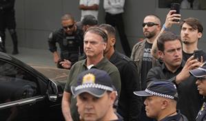 Trasladan a Bolsonaro a c&aacute;rcel con mejores condiciones en Brasil