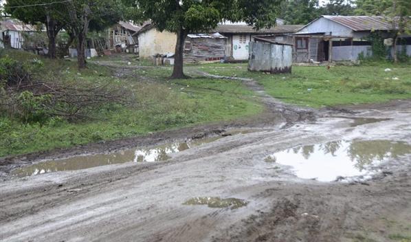 Caminos intransitables marcan la vida en la comunidad donde desapareci&oacute; Brianna Genao