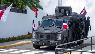 Gobierno presenta primer veh&iacute;culo militar blindado ensamblado en Rep&uacute;blica Dominicana