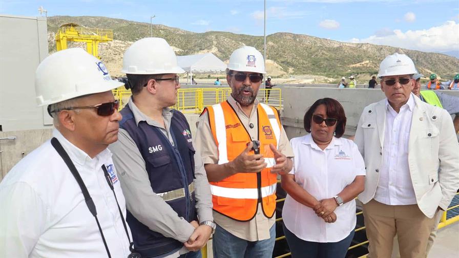 El Gobierno finaliza pruebas de las cuatro compuertas de la Presa de Monte Grande