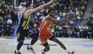 Jean Montero sobresale pero no evita rev&eacute;s del Valencia en la Euroliga