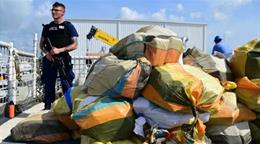 EE. UU. incauta m&aacute;s de una tonelada de coca&iacute;na y detiene a cuatro personas en el Caribe