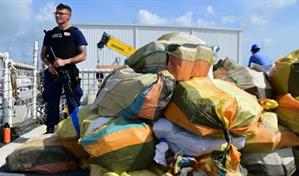 EE. UU. incauta m&aacute;s de una tonelada de coca&iacute;na y detiene a cuatro personas en el Caribe