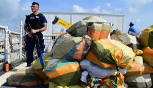 EE. UU. incauta m&aacute;s de una tonelada de coca&iacute;na y detiene a cuatro personas en el Caribe
