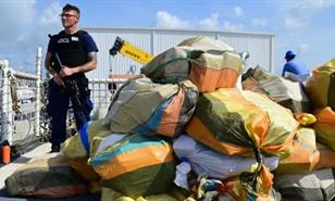 EE. UU. incauta m&aacute;s de una tonelada de coca&iacute;na y detiene a cuatro personas en el Caribe