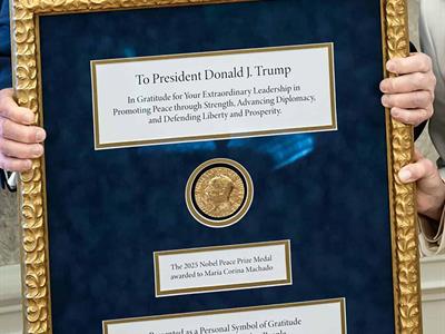 ¿Puede Trump quedarse con la medalla del Nobel de la Paz?