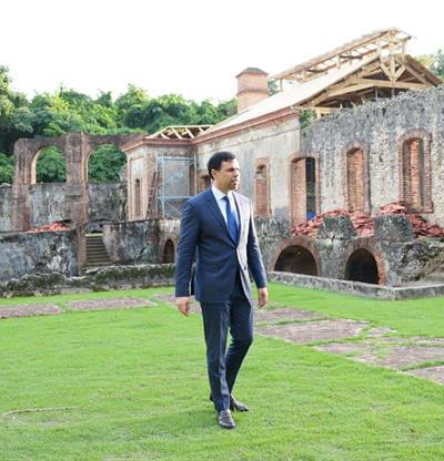 Salcedo supervisa la revitalizaci&oacute;n patrimonial del antiguo ingenio de Nigua