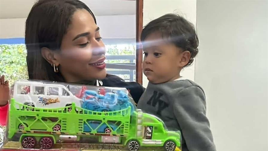 Steffany Constanza lleva alegr&iacute;a y esperanza a la ni&ntilde;ez en el D&iacute;a de Reyes