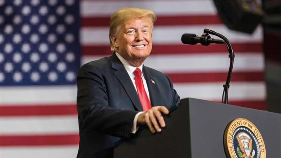 Trump dice que Mar&iacute;a Corina Machado le obsequi&oacute; su Premio Nobel de la Paz