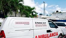 Accidente en la autopista Las Am&eacute;ricas deja un fallecido, dos heridos y un veh&iacute;culo quemado