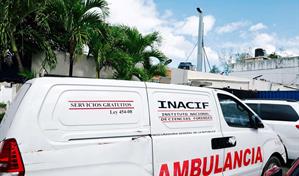 Accidente en la autopista Las Am&eacute;ricas deja un fallecido, dos heridos y un veh&iacute;culo quemado