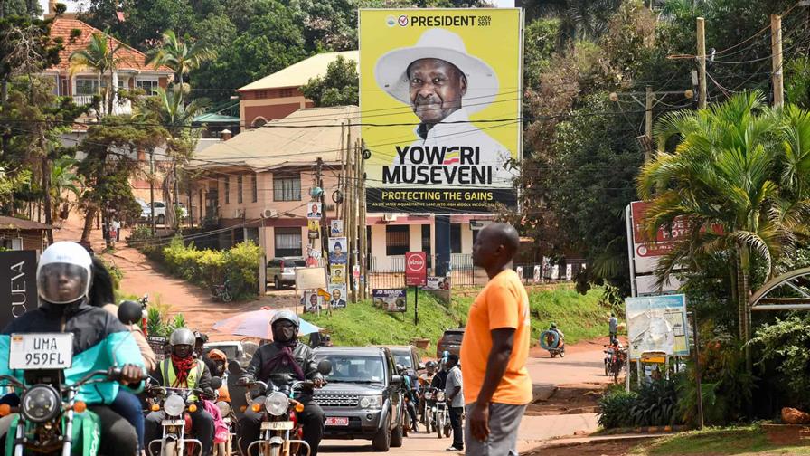 Yoweri Museveni, de guerrillero por el pueblo a eterno presidente de Uganda