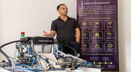 Joven dominicano crea una embarcaci&oacute;n aut&oacute;noma para enfrentar el sargazo en las playas