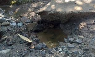 Comunidades de Dajab&oacute;n quedan incomunicadas tras colapso de puente por fuertes lluvias