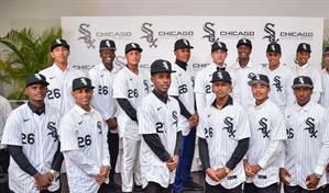 Los White Sox presentan 18 peloteros en inicio de firmas internacionales