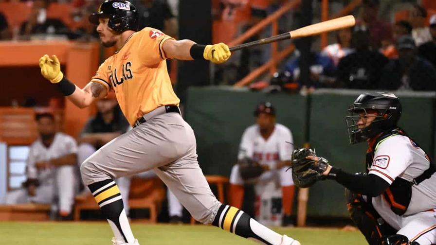 &Aacute;guilas vencen a los Toros y provocan empate en el segundo, pero el partido es puesto bajo protesta