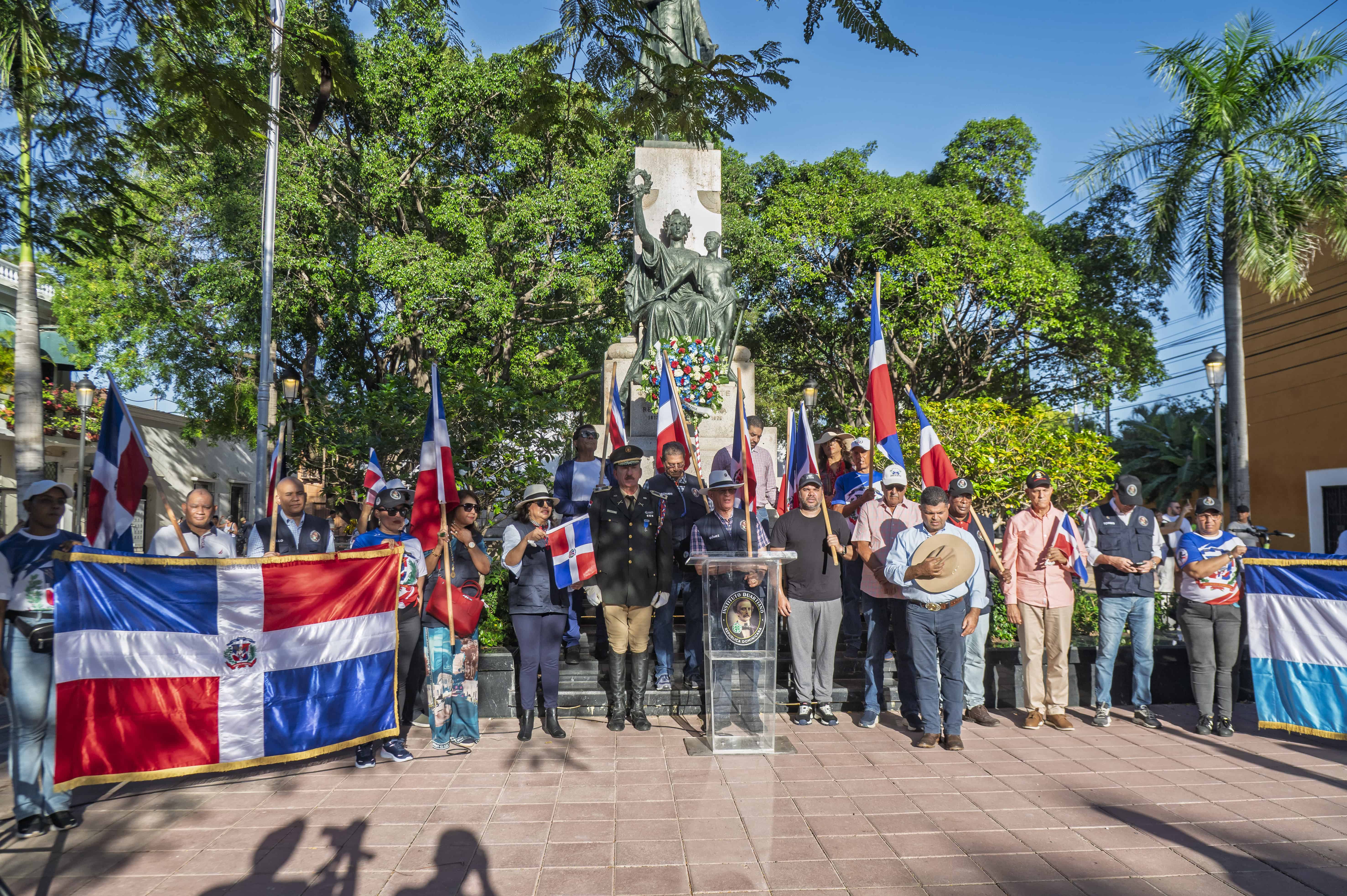 La Cabalgata de la Patria recorri&oacute; varias calles de la Ciudad Colonial.