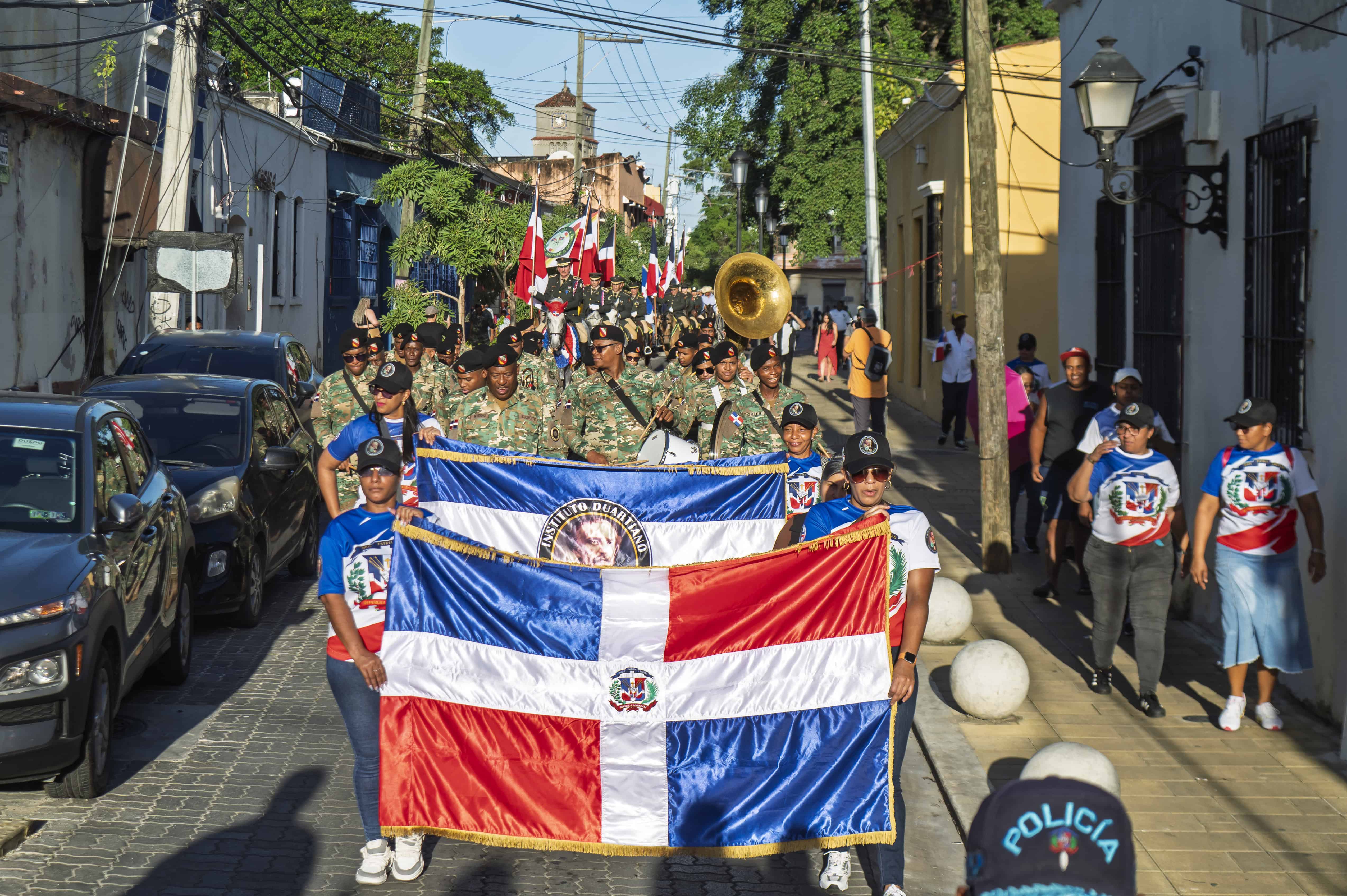 La Cabalgata de la Patria recorri&oacute; varias calles de la Ciudad Colonial.