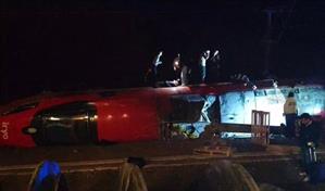 Aumentan a 21 los fallecidos en la colisi&oacute;n de dos trenes en el sur de Espa&ntilde;a