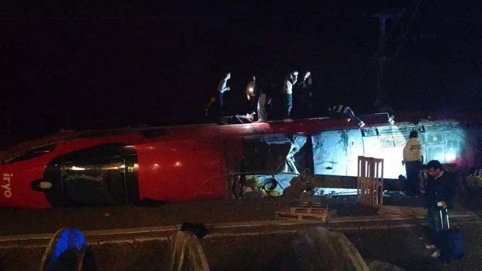 Aumentan a 21 los fallecidos en la colisi&oacute;n de dos trenes en el sur de Espa&ntilde;a